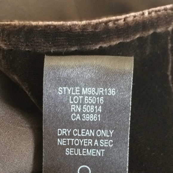 Tahari dressy glimmering velvet blazer in silk rayon blend - Picture 7 of 8